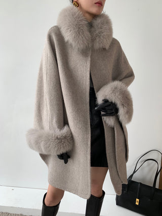 Cape Fox Fur Collar Cashmere Wavy Coat - Phosgene