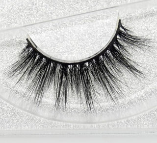 Faux Aurelia Eye Lashes - Phosgene