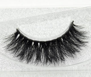 Faux Aurelia Eye Lashes - Phosgene