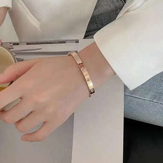 Gold Bracelets For Women 14K Gold Plated Friendship Love Bangle Bracelets Cubic Zirconia Stainless Steel Bracelet Jewelry Christmas Valentines Graduation Gifts For Women Teen Girls Phosgene