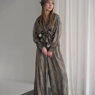 Fashionable Leopard Print Loose Ice Silk Pajamas For Women Phosgene